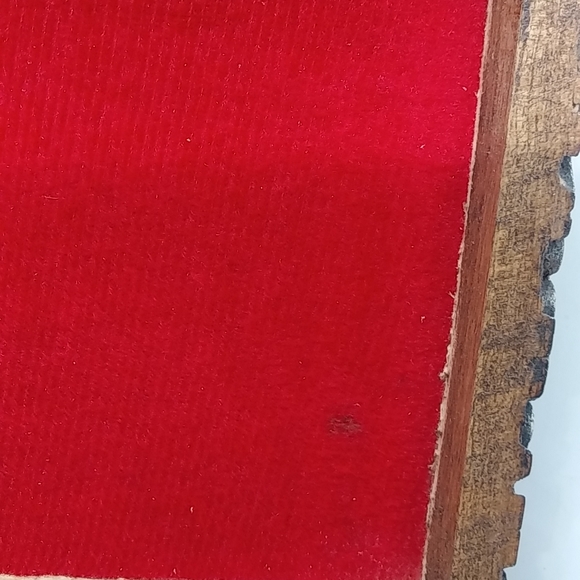 Wodden Box With Tree - Picture 7 of 7